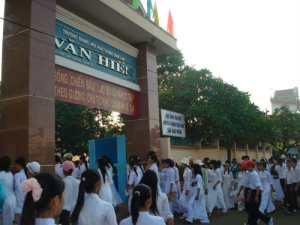 các trường thpt quận hoàn kiếm
